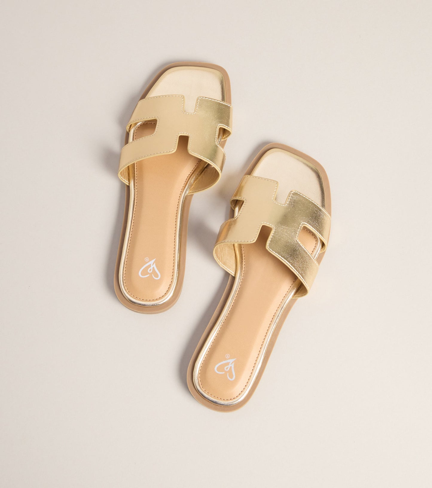Resort Days Slide Sandals