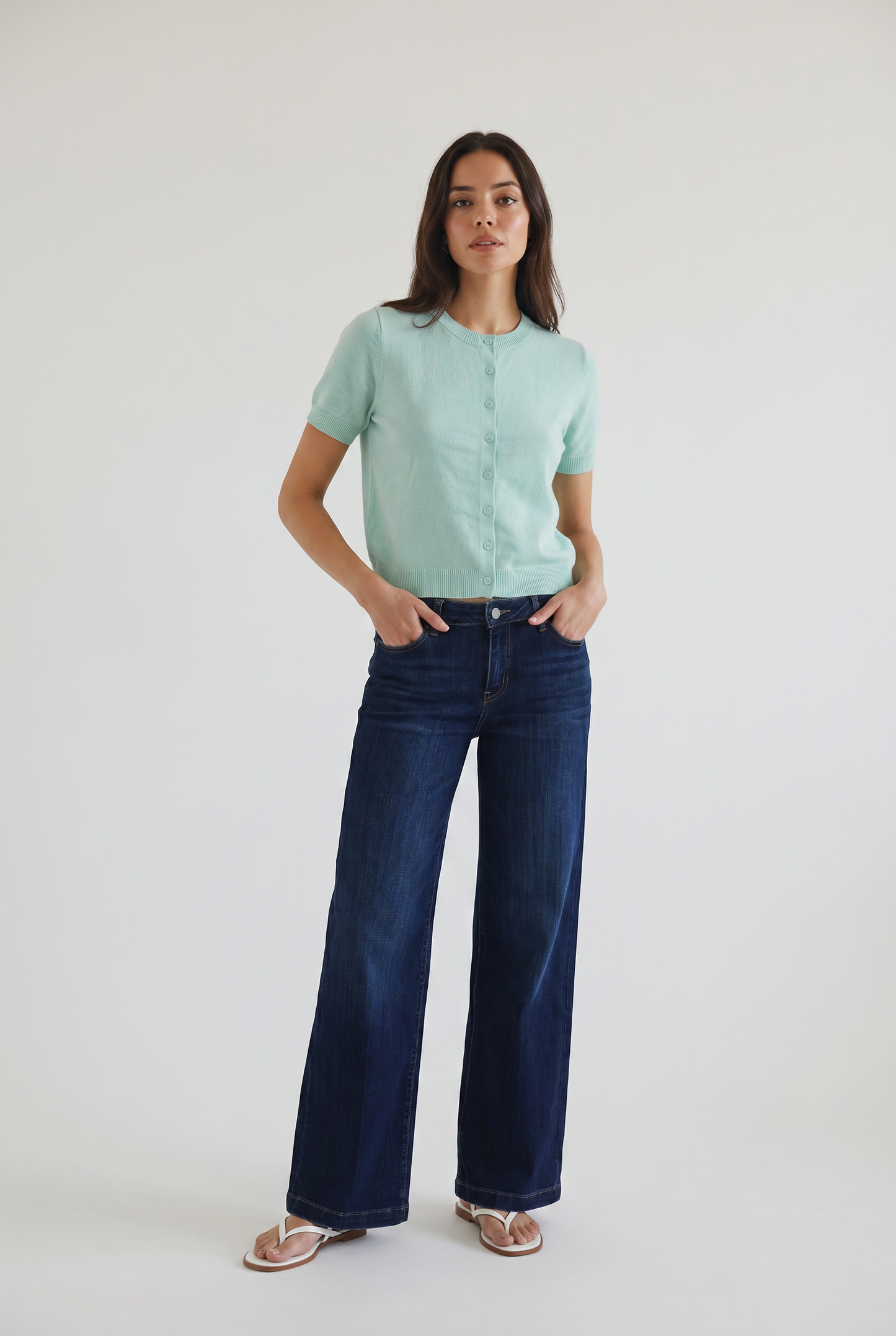 Mid Rise Wide Leg Trouser