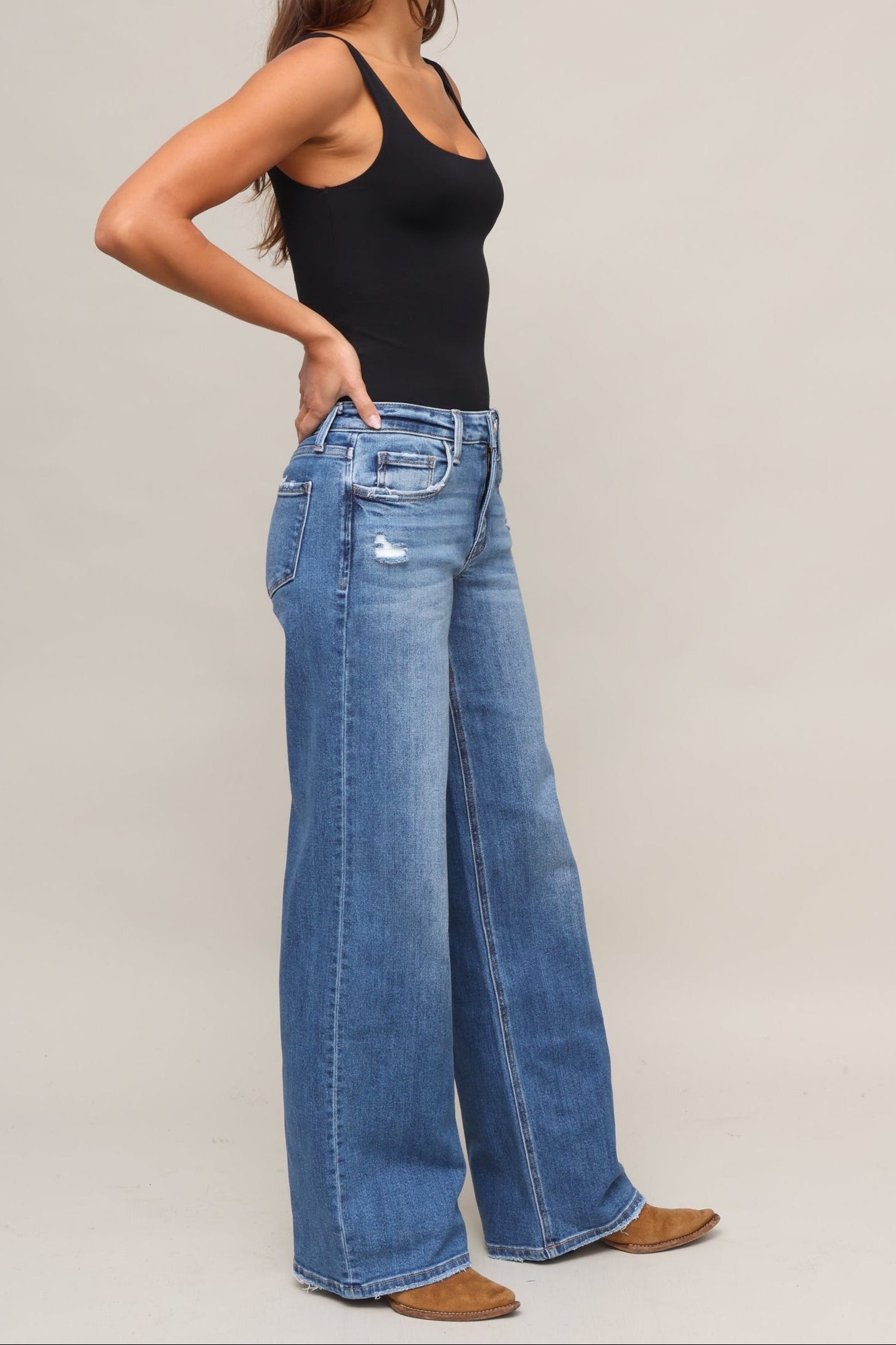 Mid Rise Wide Leg
